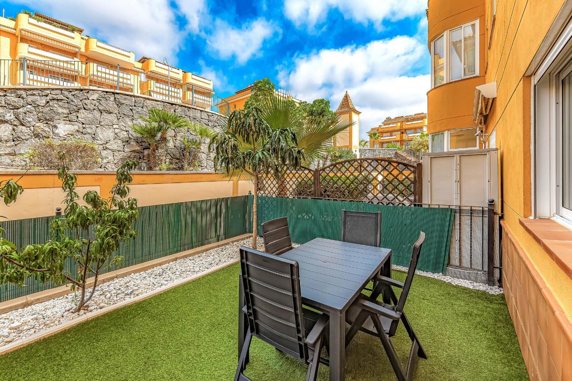 Ocean View Family Apartment In Playa La Arena Puerto de Santiago  Dış mekan fotoğraf